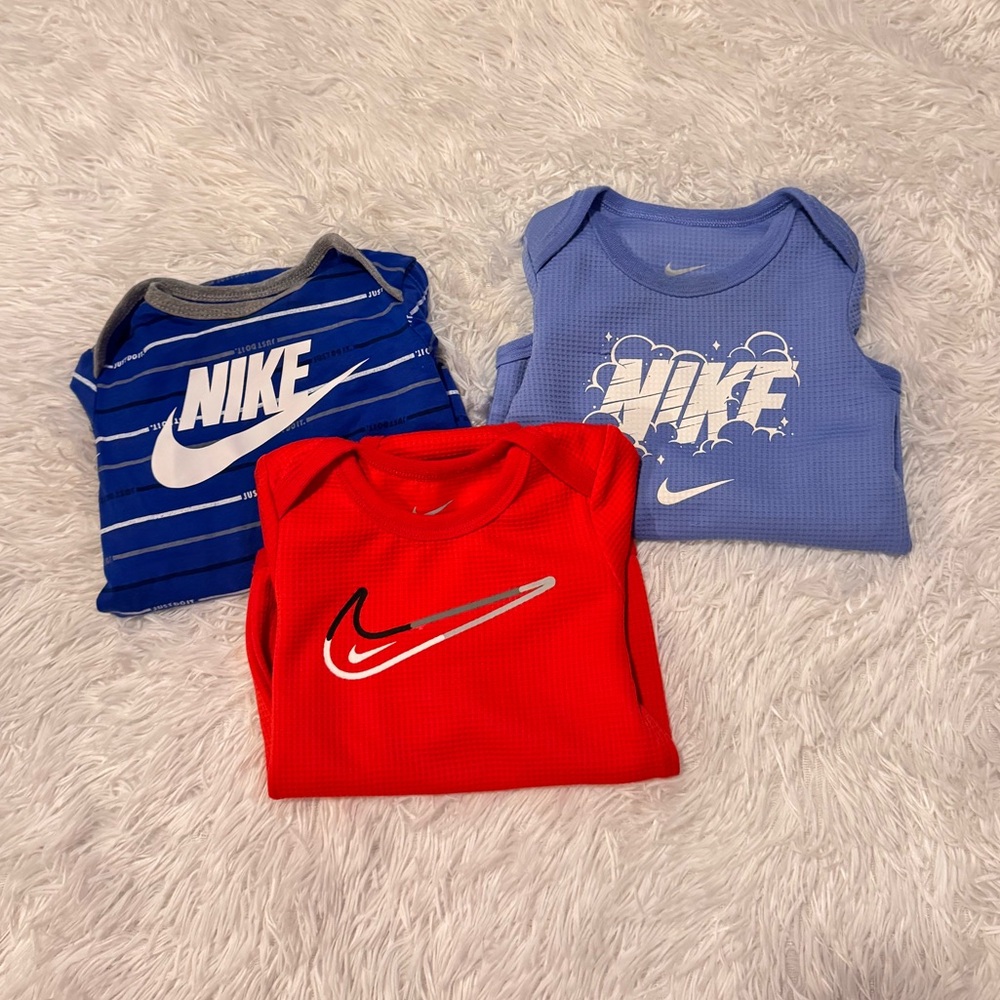Nike baby boy 3-pack onesie bundle